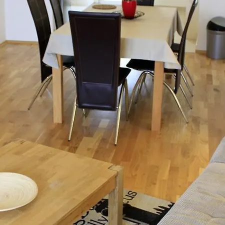 Xxxl Apartament