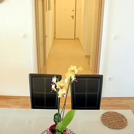Xxxl Apartament Makarska